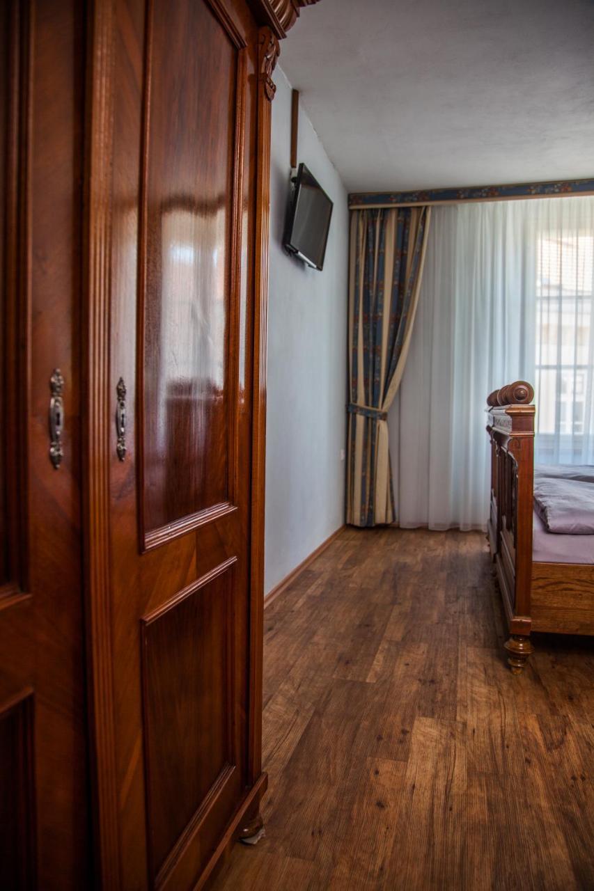 Althansky Palac Znojmo Extérieur photo